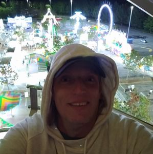 Meet your Posher, Jay